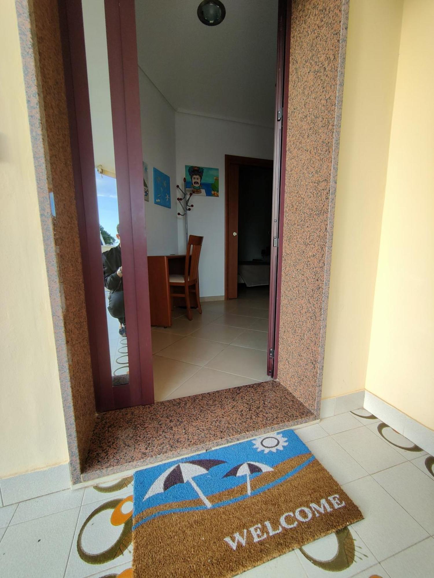 Appartamenti In Villa Polimnia Fontane Bianche Rom bilde